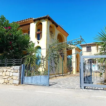 Holiday home Bellissimo A 150 Metri Dal Mare